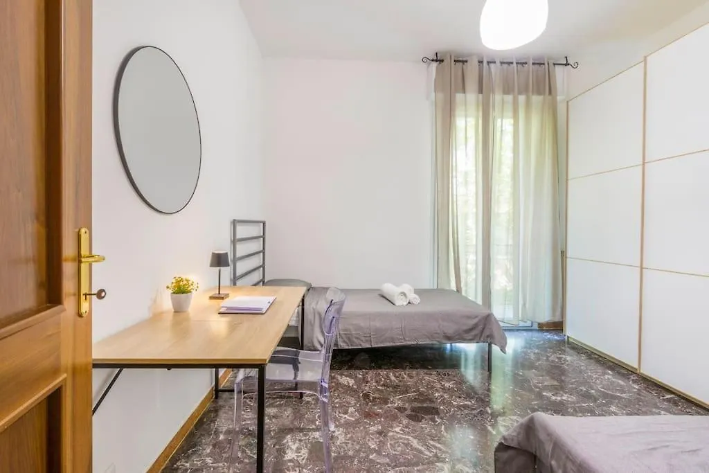 Apartment Famileisure Suites Near Policlinico & University Modena